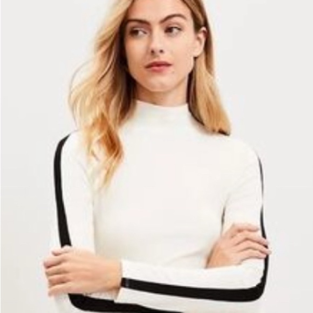 Lou & Grey Color Block Ribbed Cream Top - Picture 4 of 4
